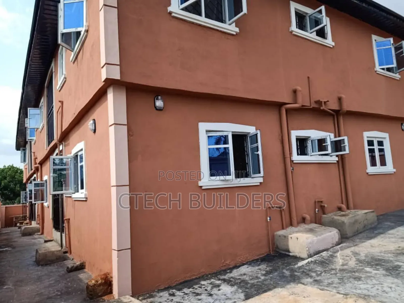 3bdrm Block of Flats in Benin City for sale