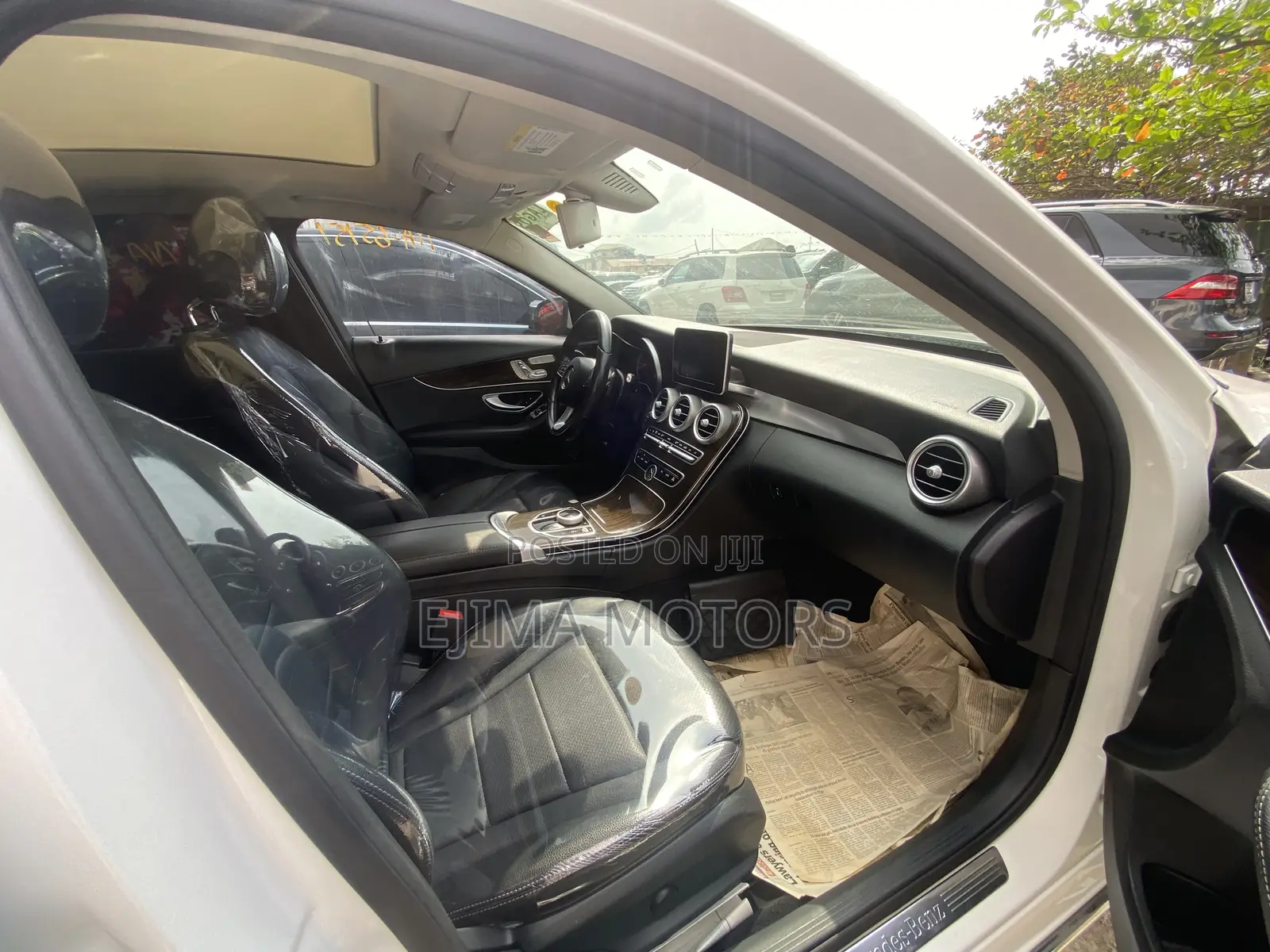 Mercedes-Benz C300 2017 White