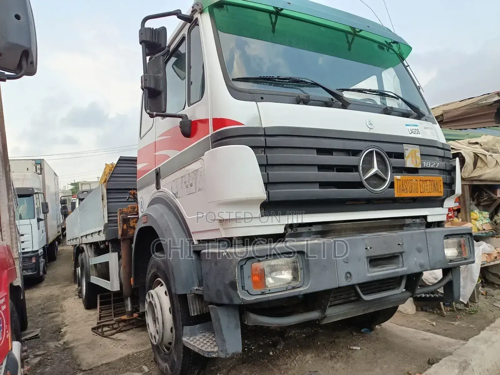 Mercedes Benz 1824 10tons Hiab Truck 8tyres