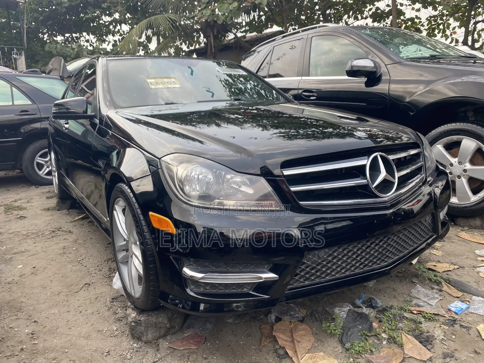 Mercedes-Benz C300 2013 Black