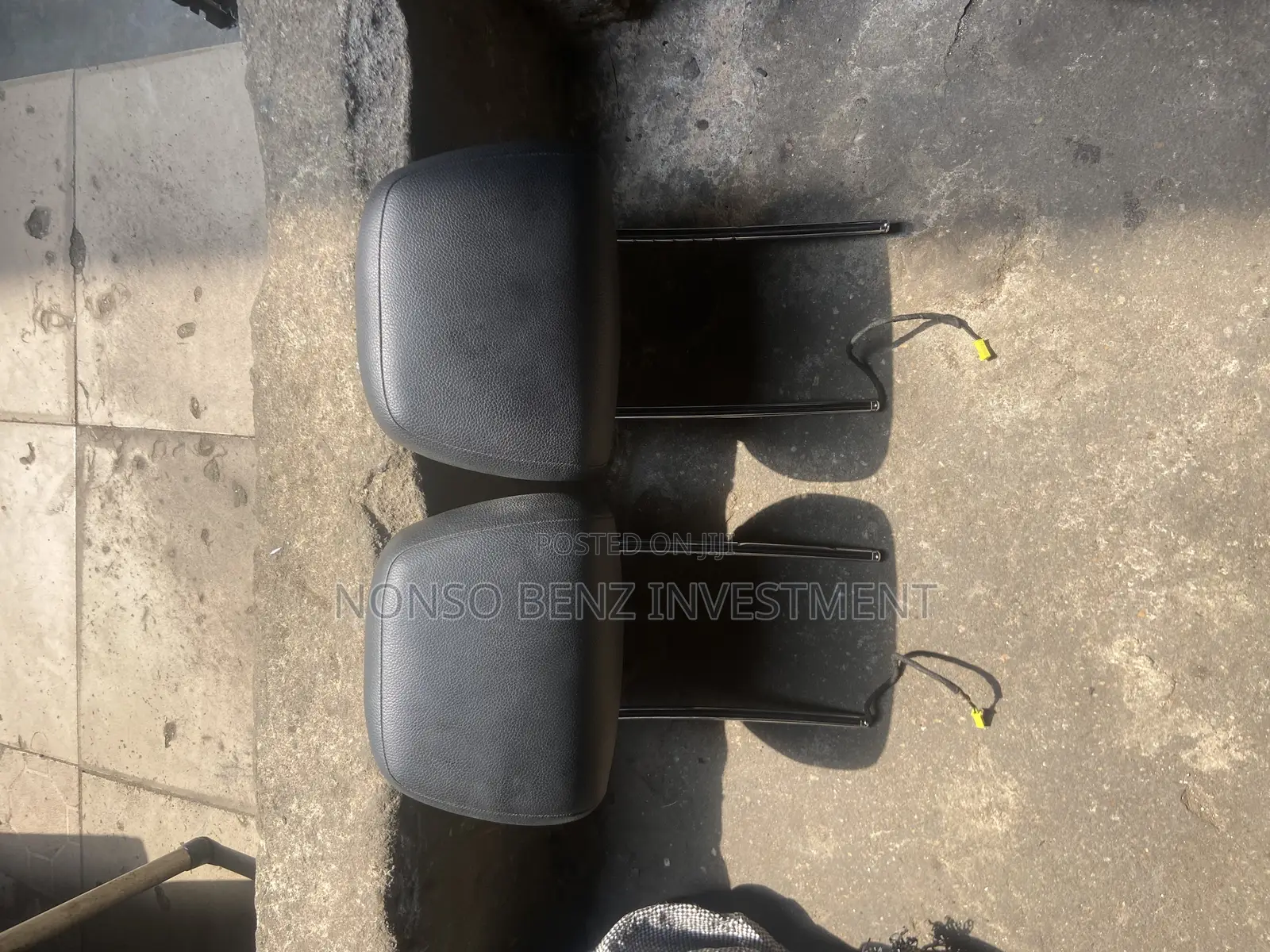 Front Seat Headrest for C300 (W204)