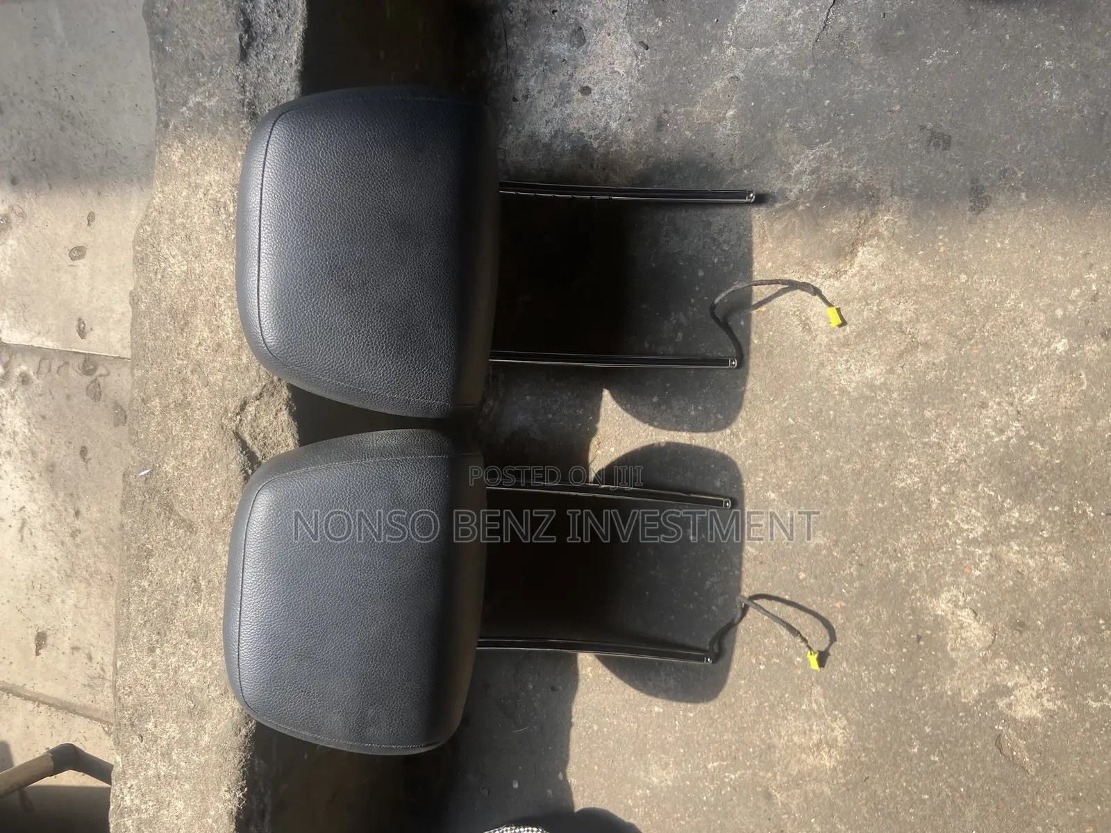 Front Seat Headrest for C300 (W204)
