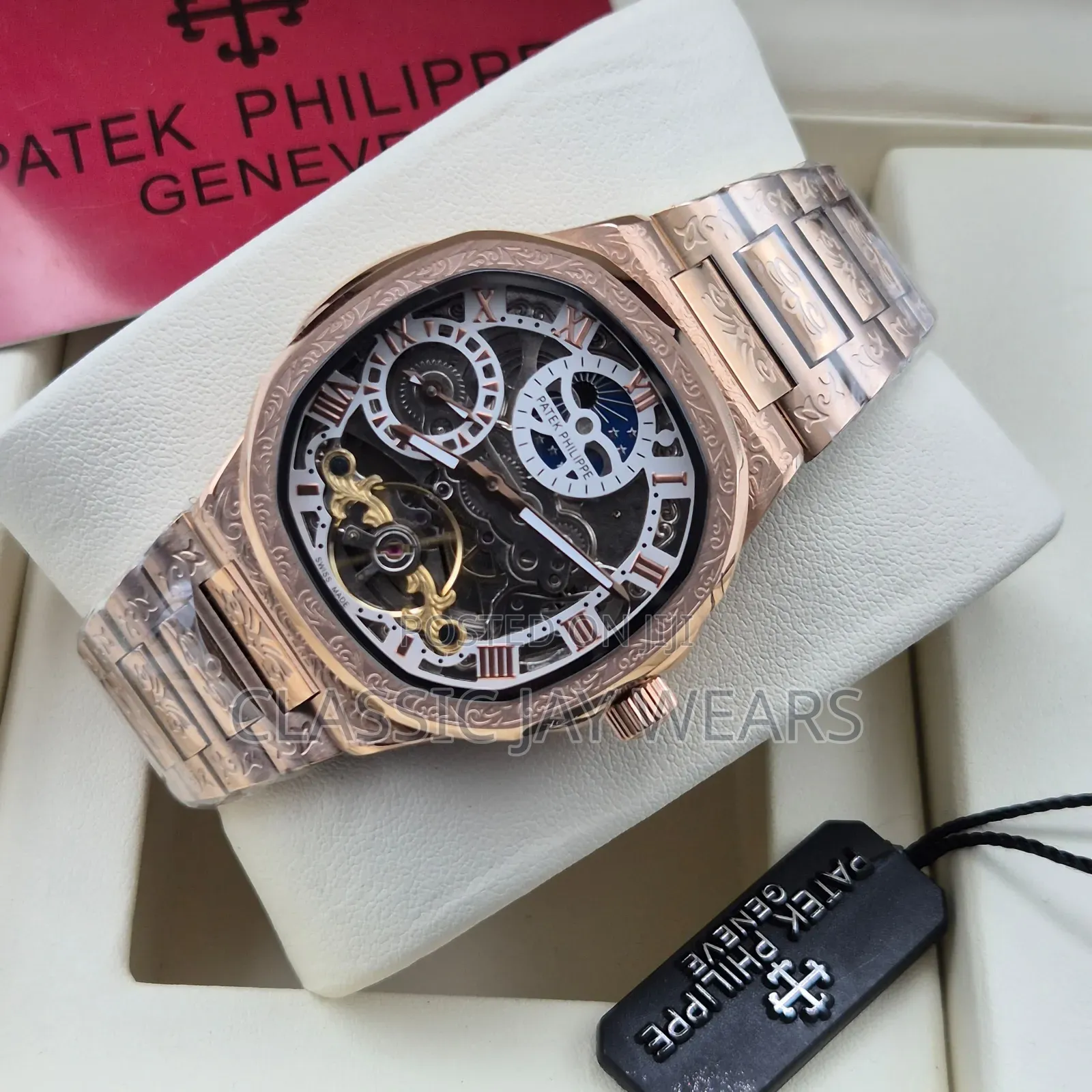 Latest UPDATES WACTHES Available in Gold and Silver Color