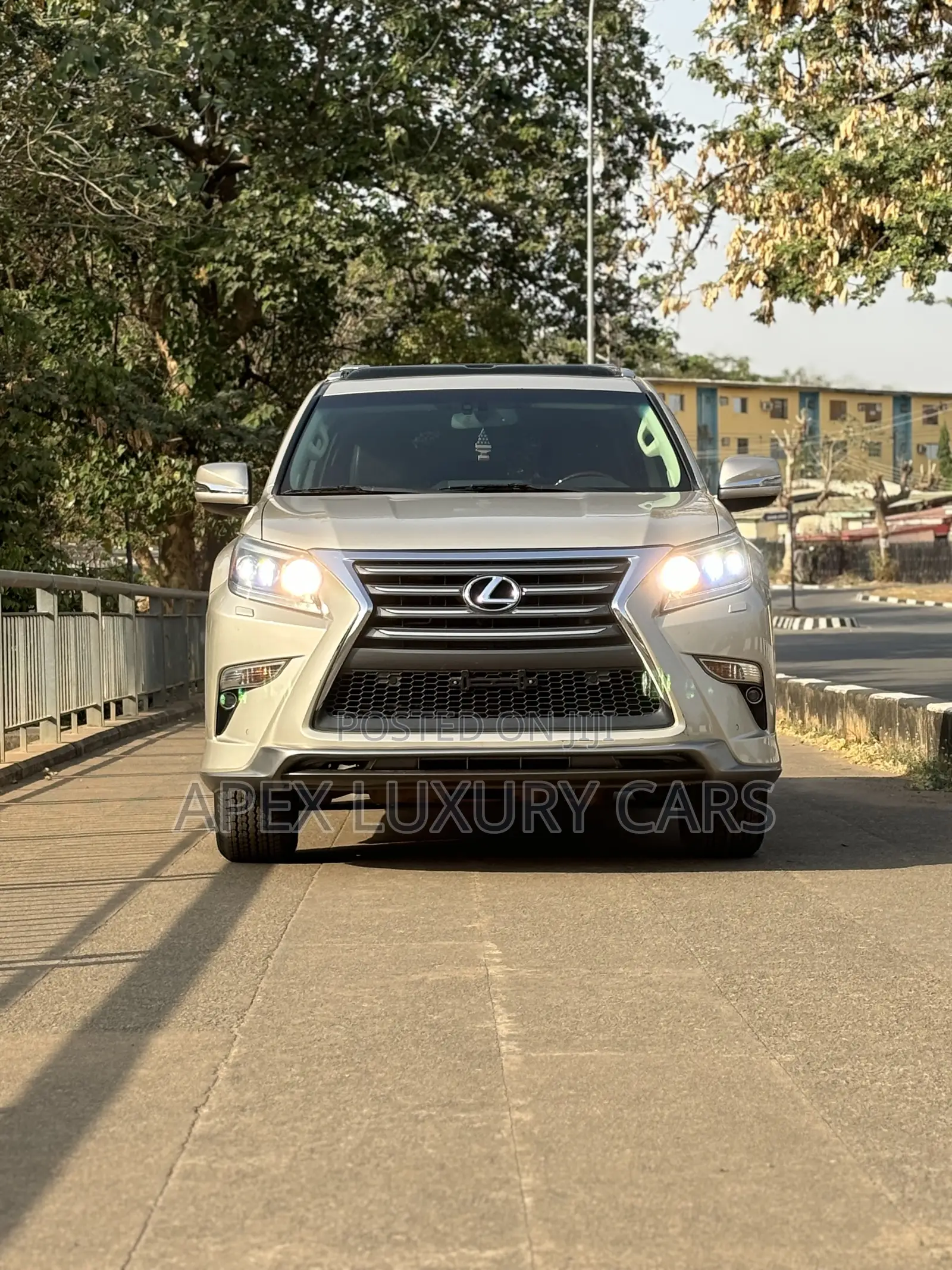 Lexus GX 2018 Gold