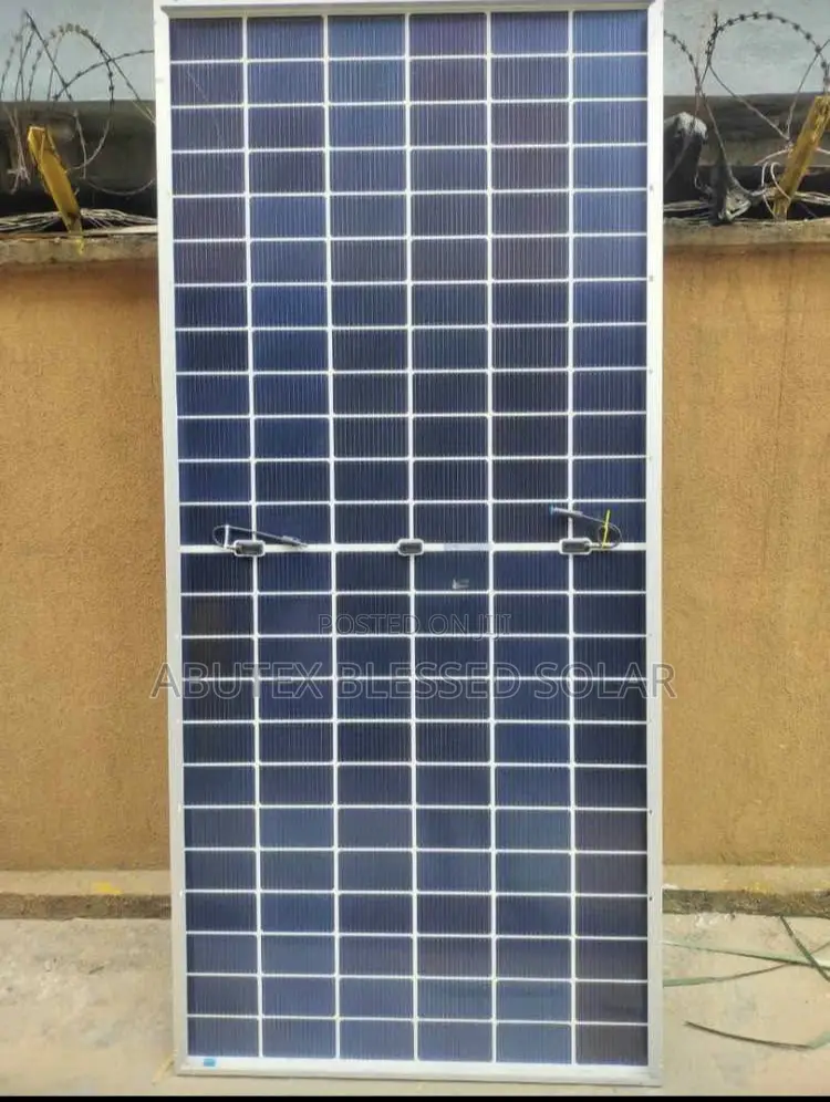 750watt Jinko Solar Panel