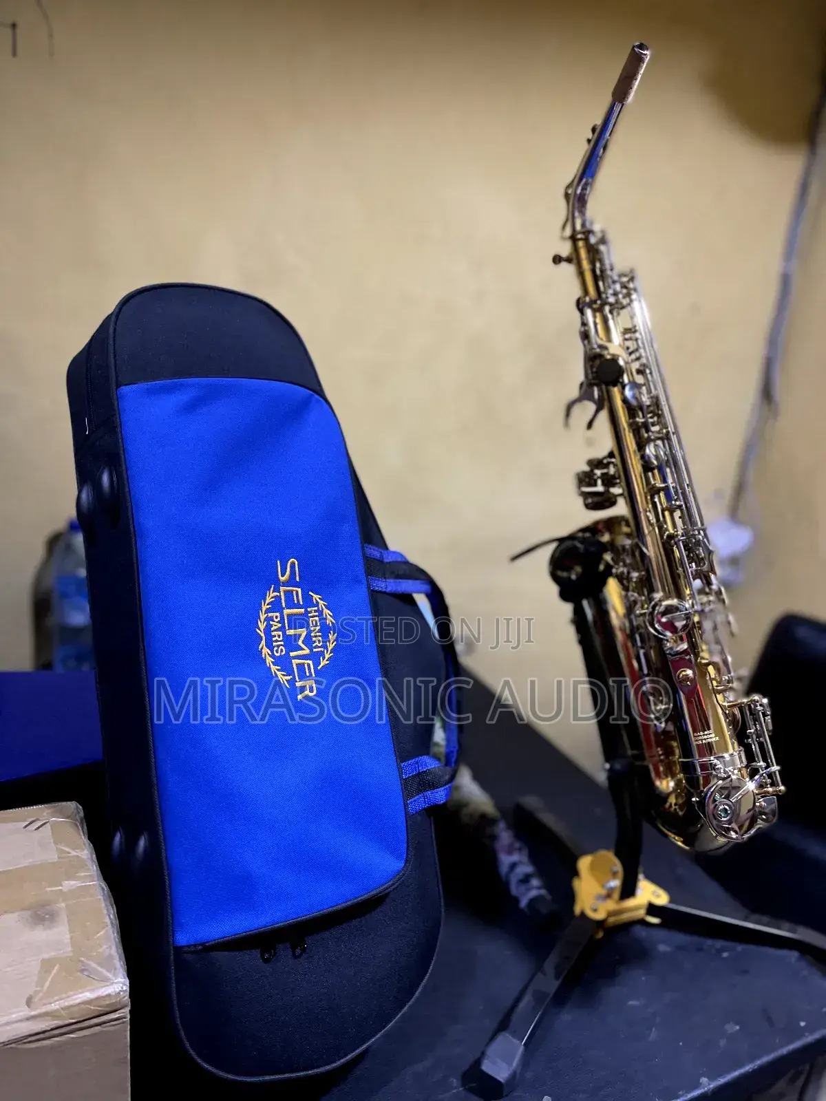 Henry Selmer’S Paris Alto Saxophone Gold
