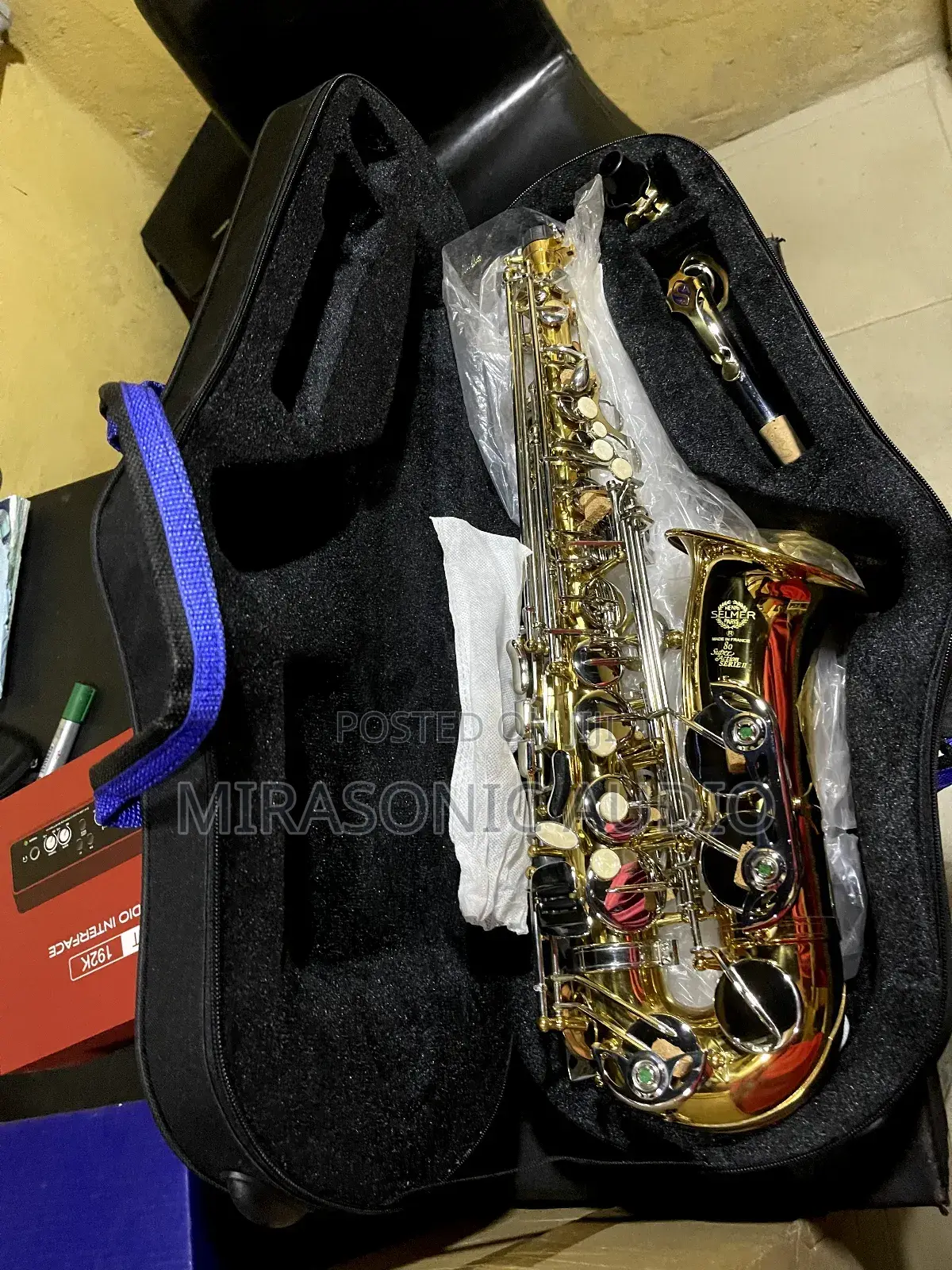 Henry Selmer’S Paris Alto Saxophone Gold