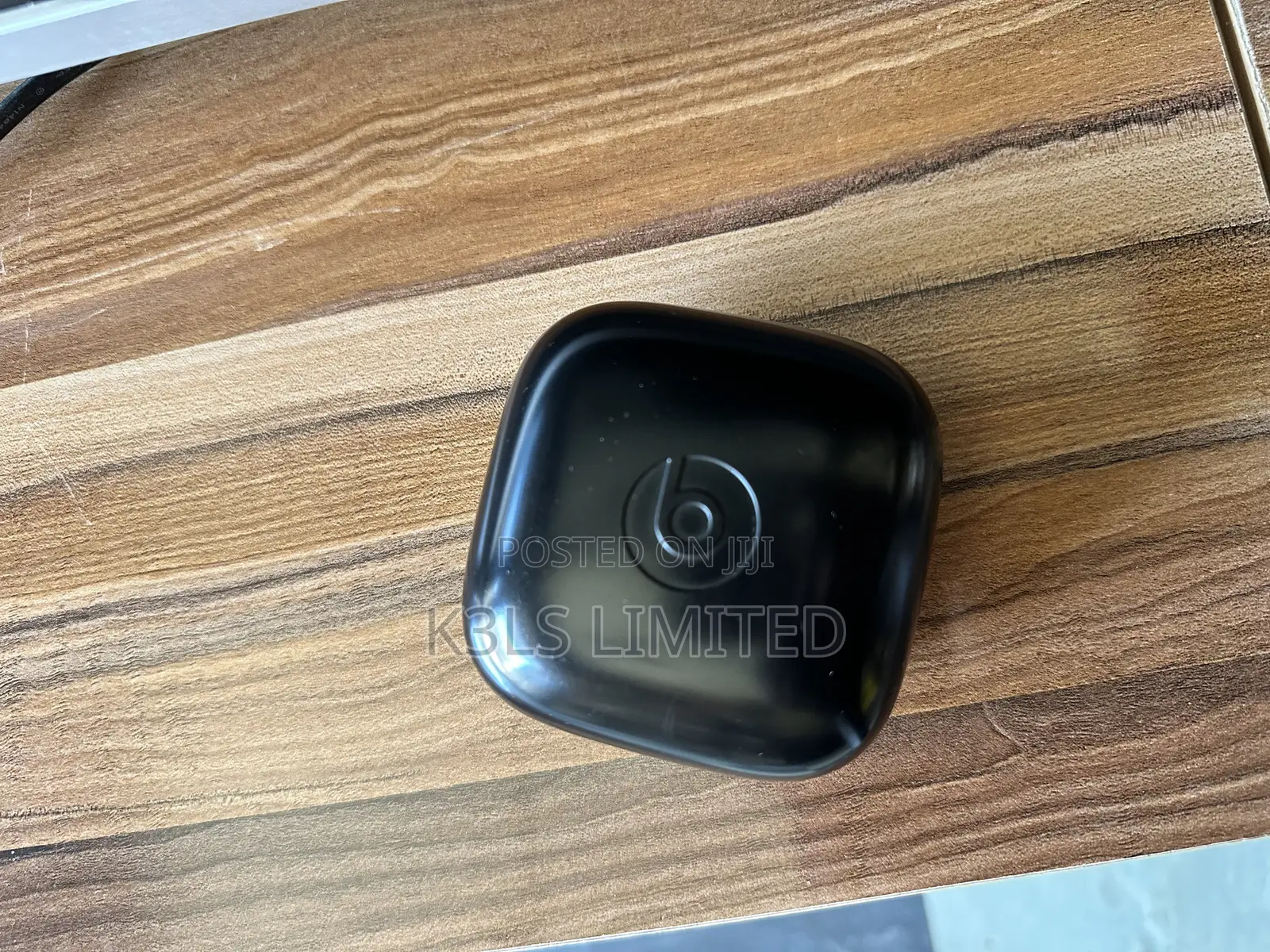 Apple Power Beats Pro