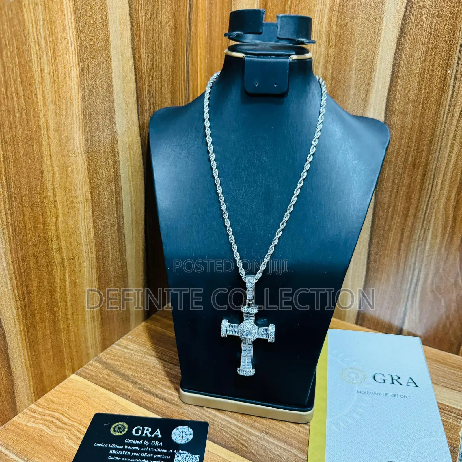 Top Luxury NECKLACE