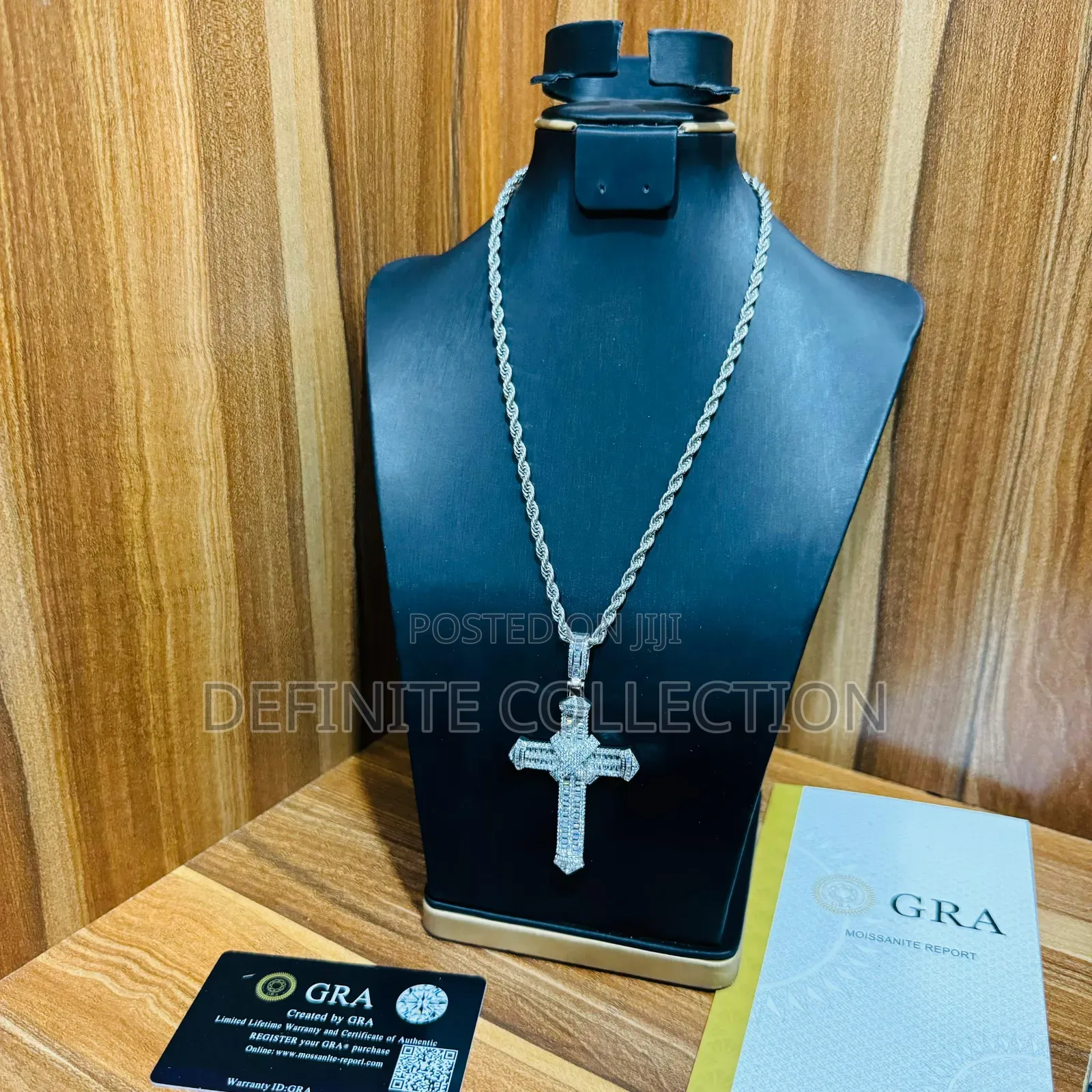 Top Luxury NECKLACE