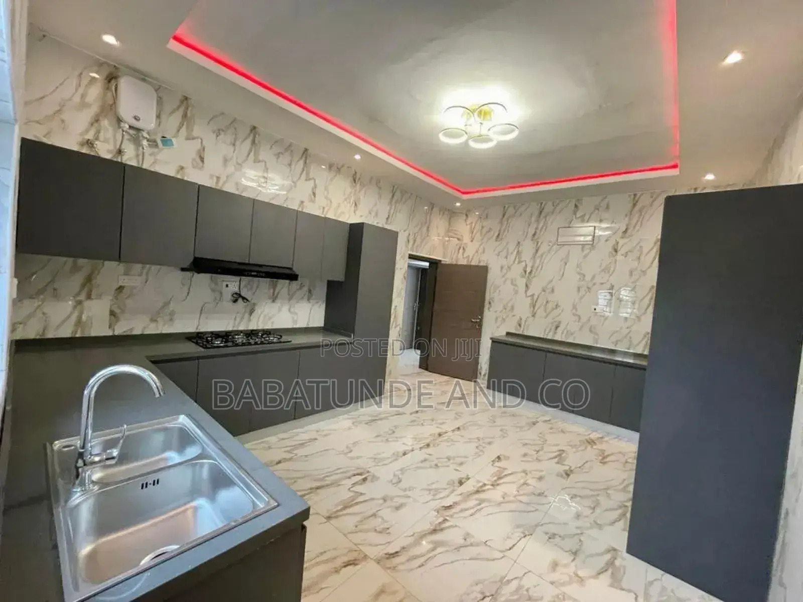 5bdrm Duplex in Jp Estate for sale