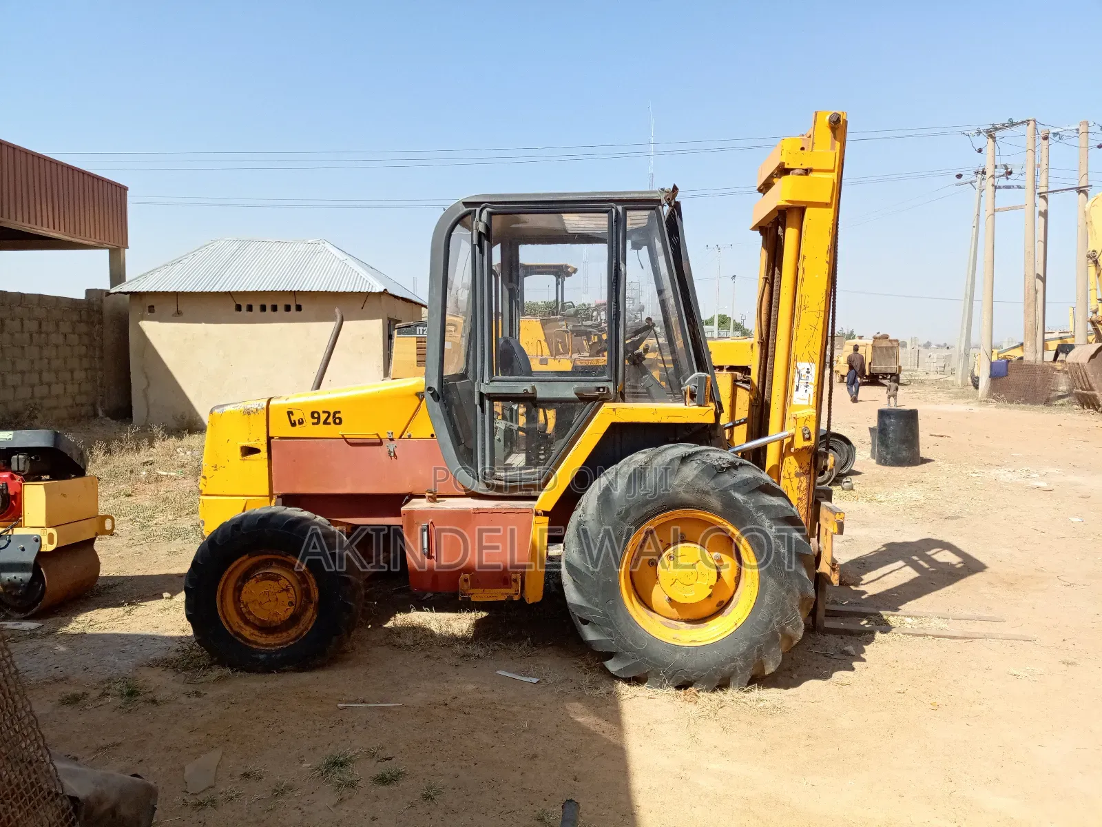 J. C. B Forklift 12 Tons