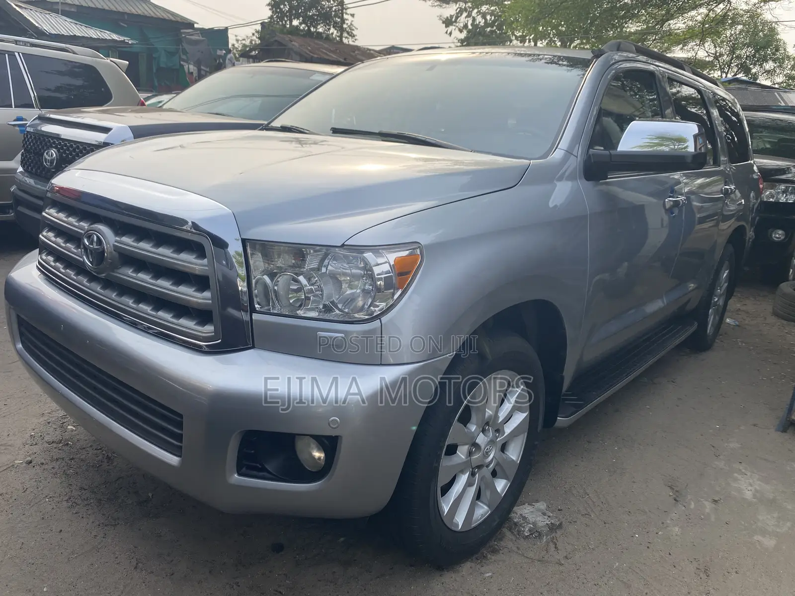 Toyota Sequoia 2010 Silver