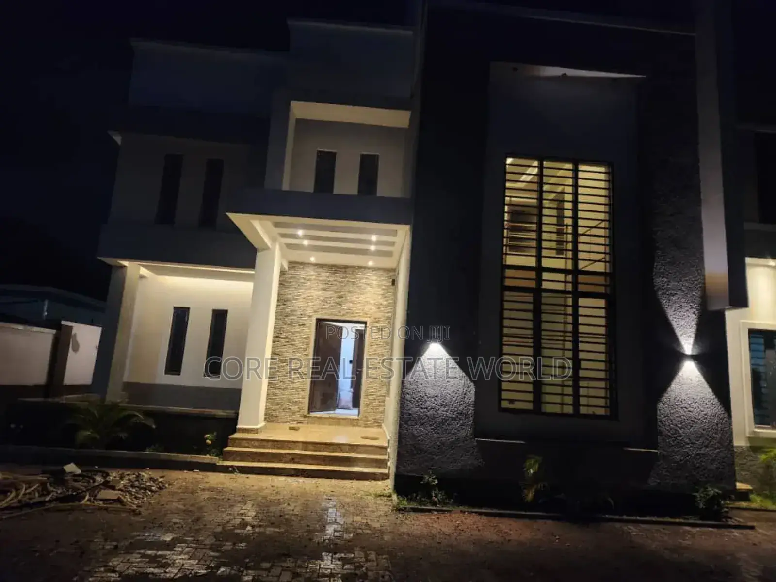 5bdrm House in Max Court Estate, Ado / Ajah for sale