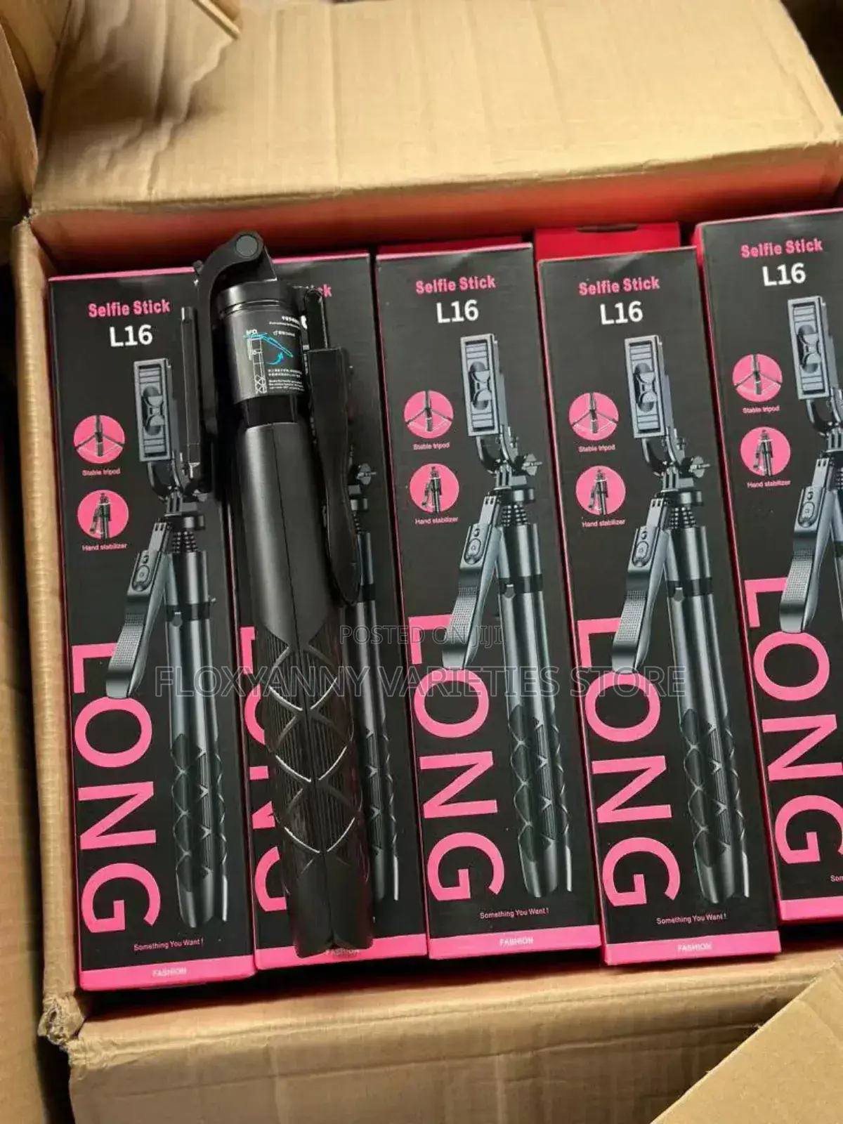 L16 Tripod Phone Stand