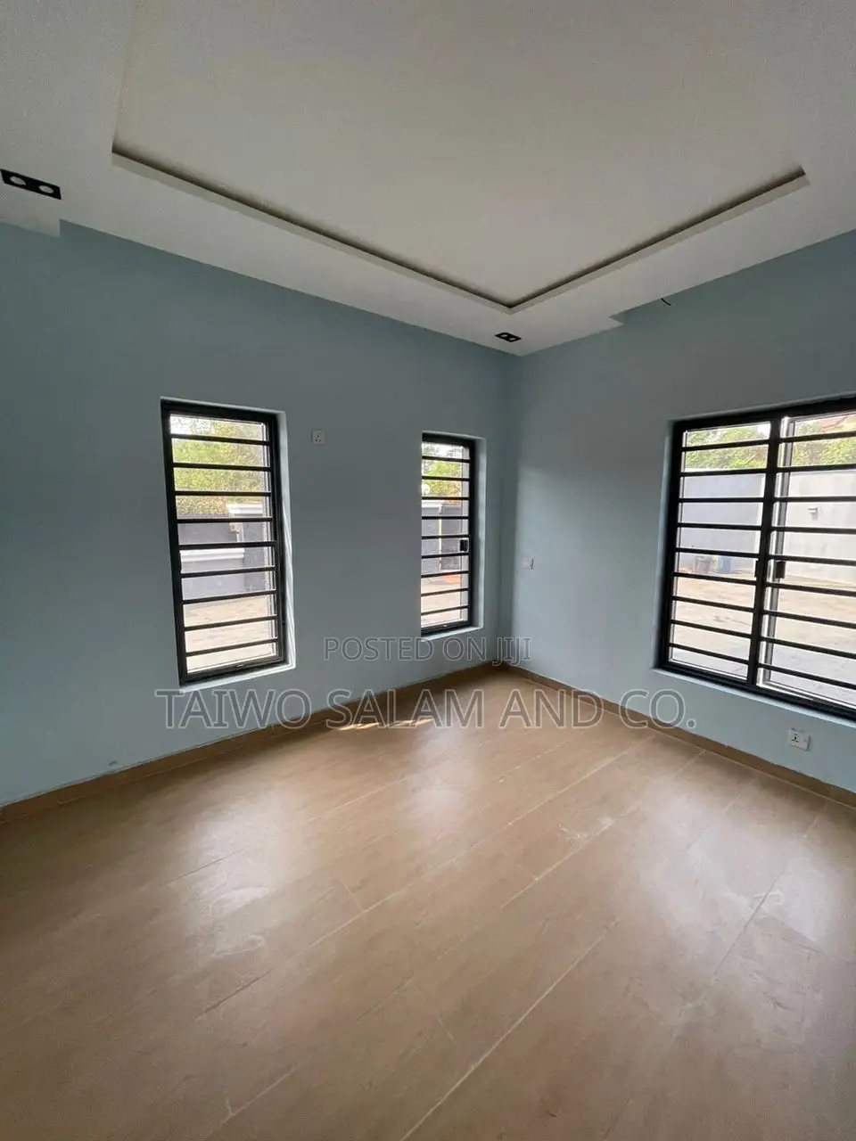3bdrm Duplex in Akobo for sale