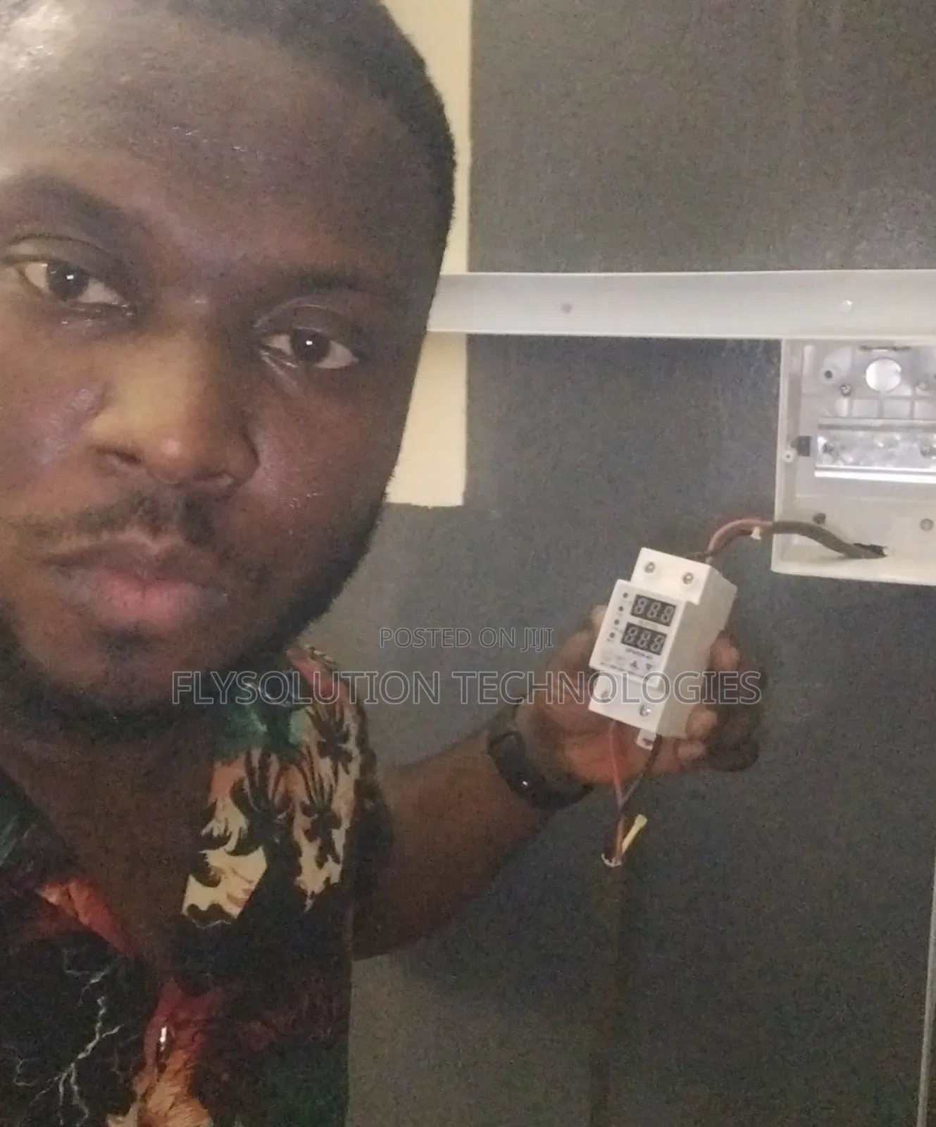 1.6kva Ups Inverter System Homes Offices (Solar Optional)