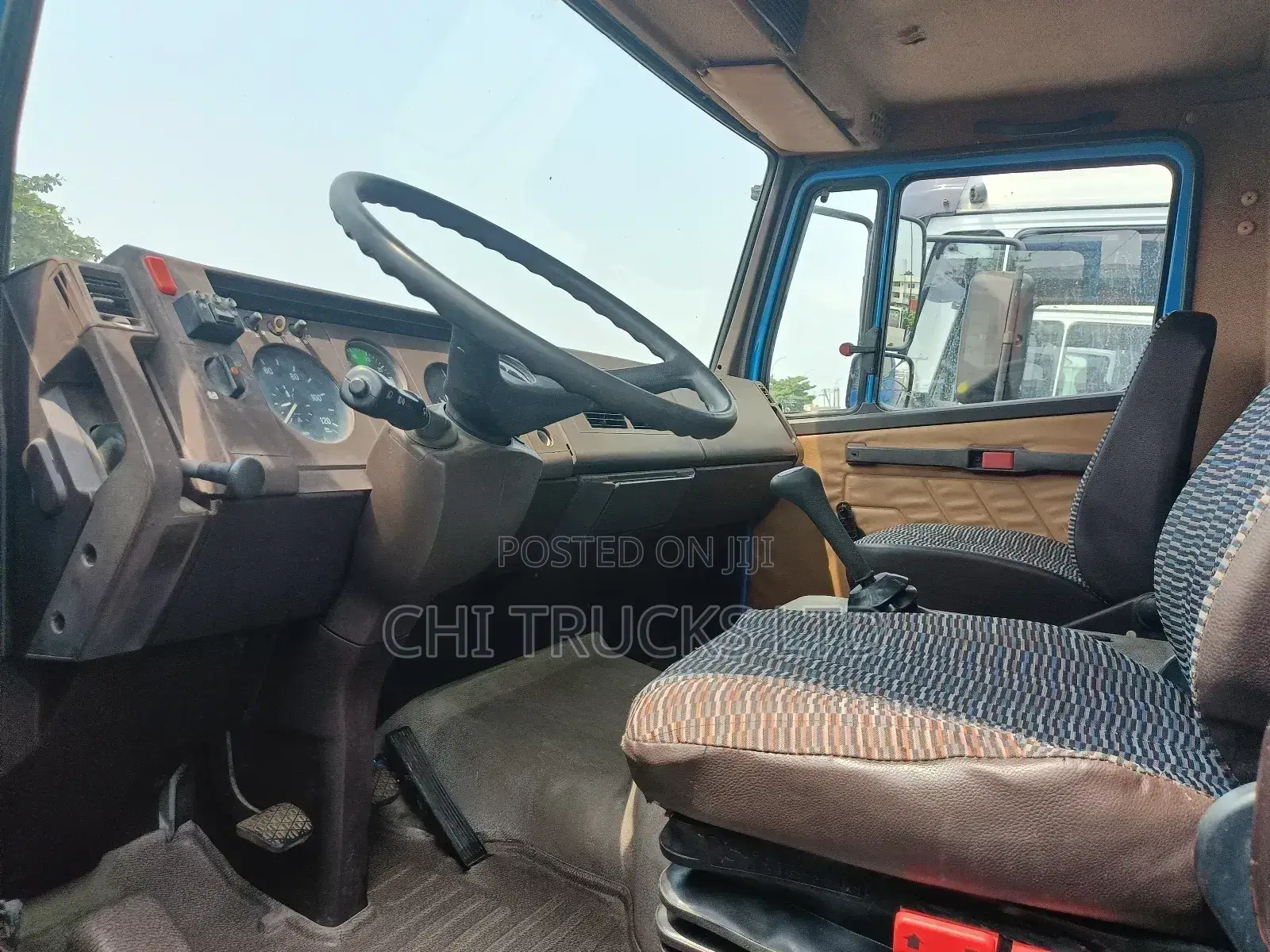 Mercedes Benz 914 Truck