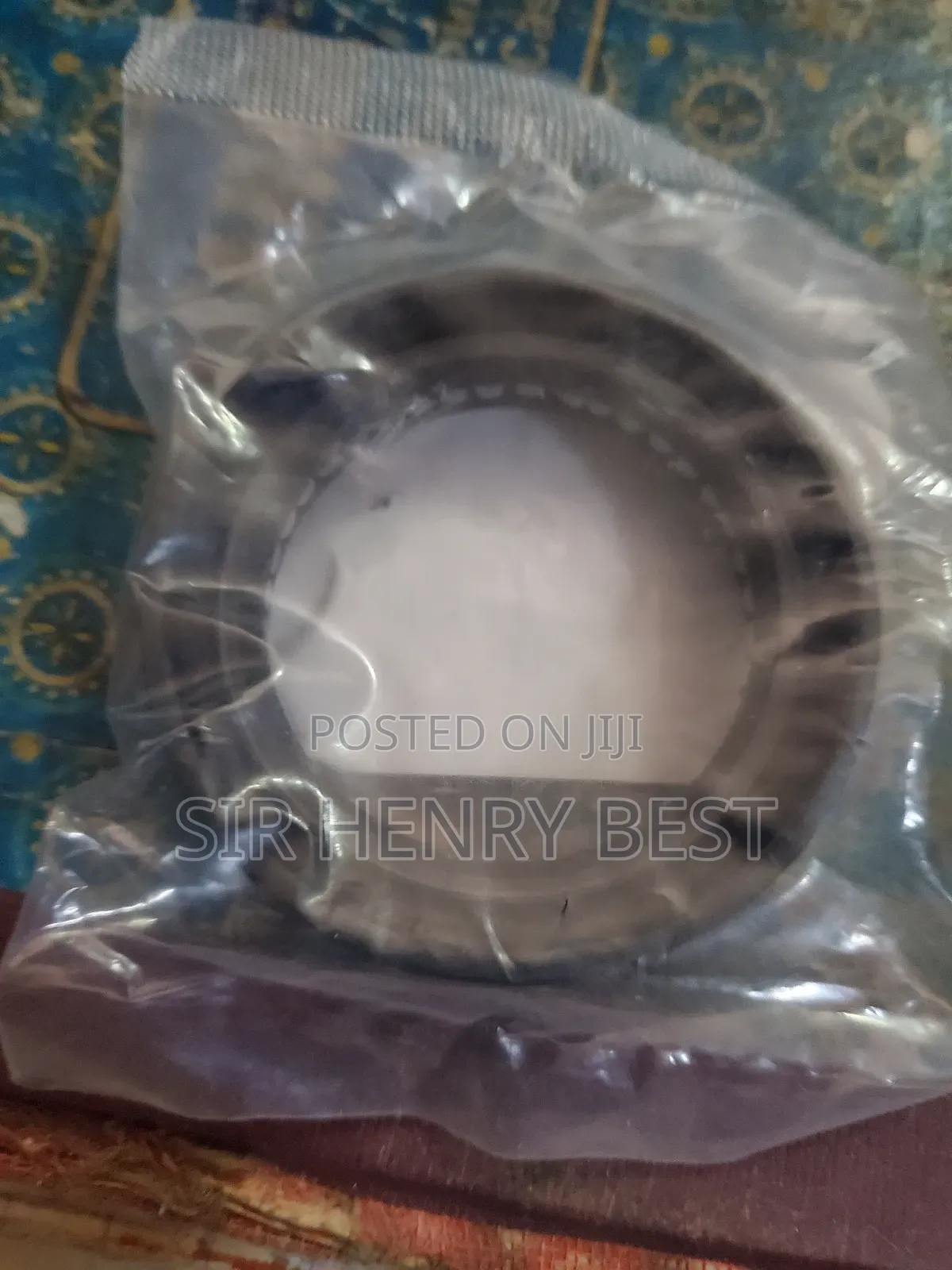 Front Drive Shaft Oil Seal RH .Toyota/ Lexus