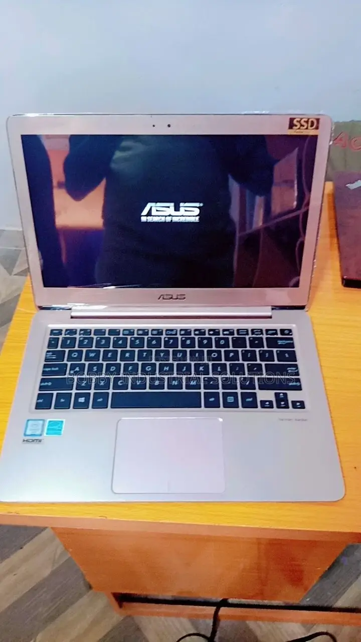 Laptop Asus VivoBook 15 X540NA 8GB Intel Core I5 SSD 500GB