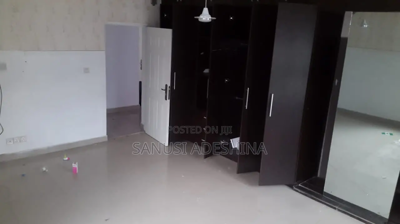 3bdrm Bungalow in Gwarimpa Estate,Fct, Gwarinpa for sale