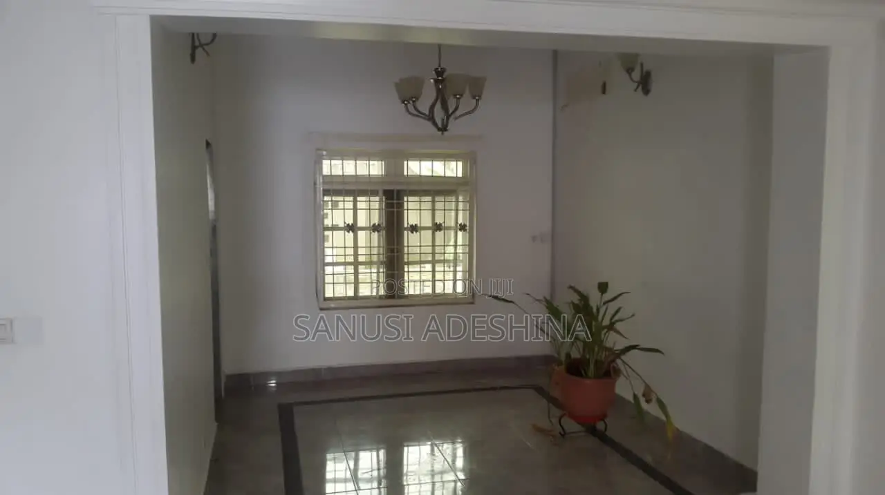 3bdrm Bungalow in Gwarimpa Estate,Fct, Gwarinpa for sale