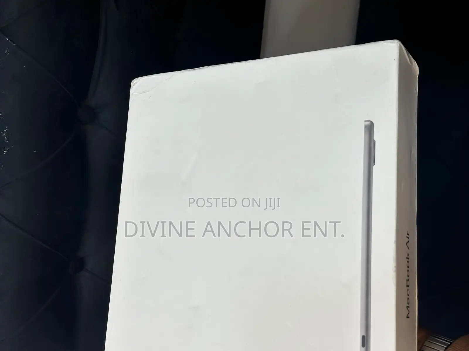 New Laptop Apple MacBook Air 2024 M3 16GB Apple M3 SSD 512GB