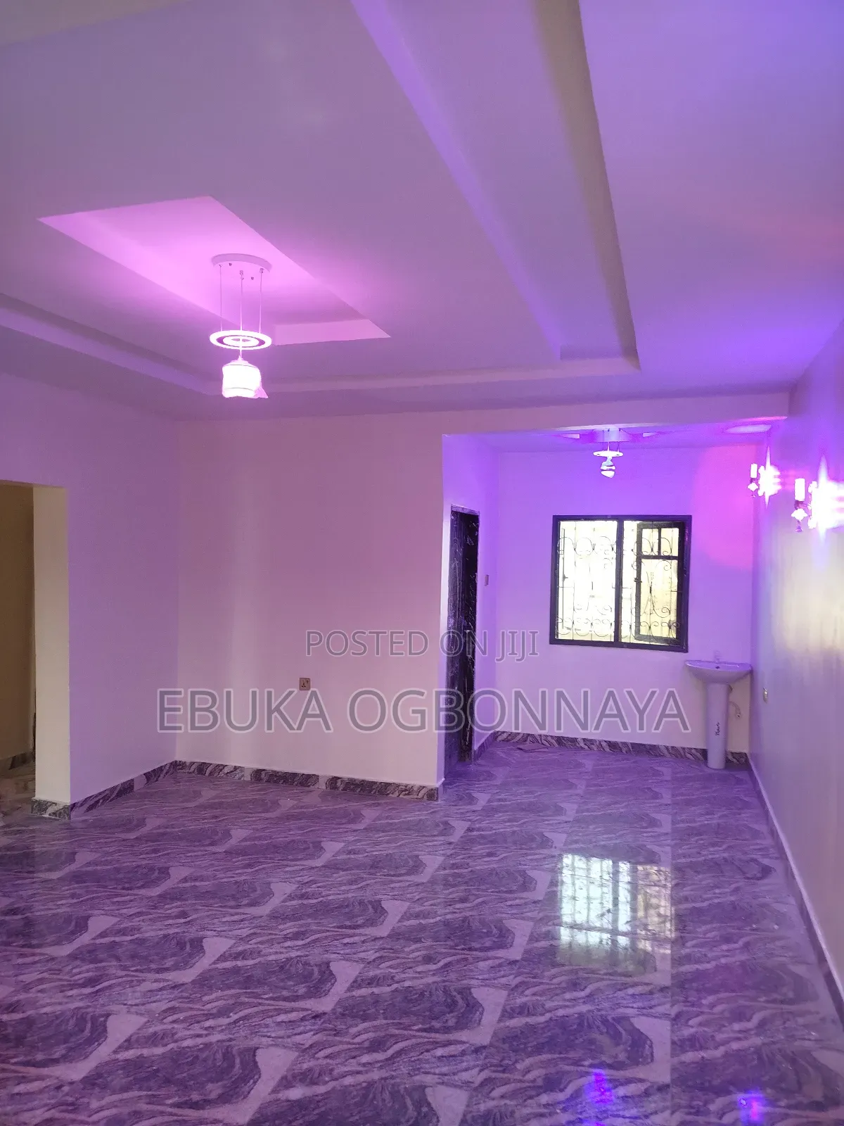 2bdrm Block of Flats in Sars Road, Obio-Akpor for rent