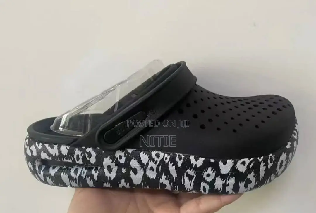 Unisex Crocs Inmotion Clogs
