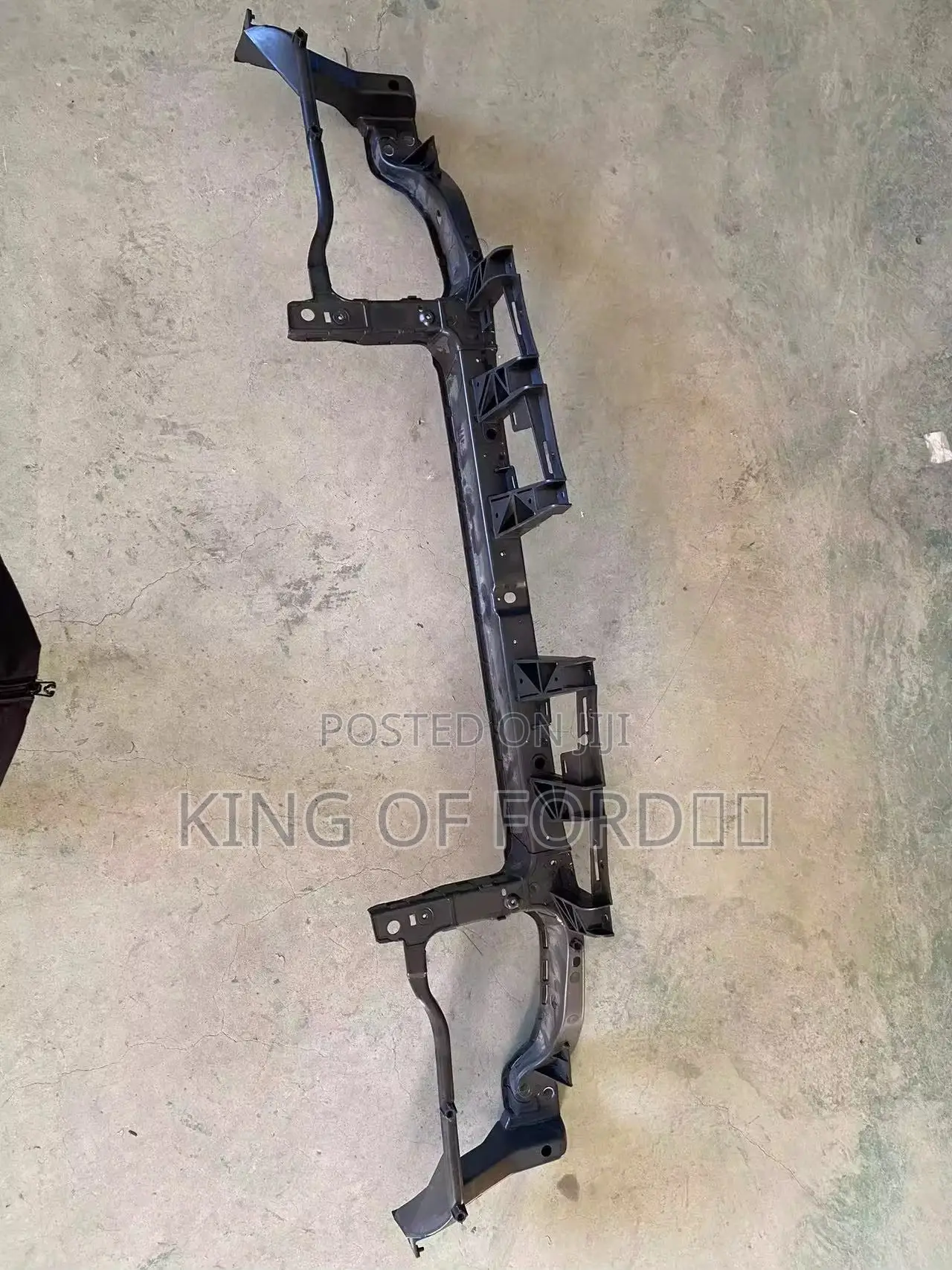 Radiator Support/Front Cut Dodge Challenger 2019