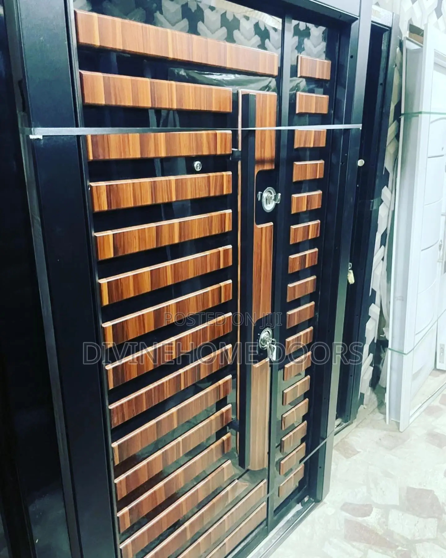 Turkey Luxury Door Brown Line