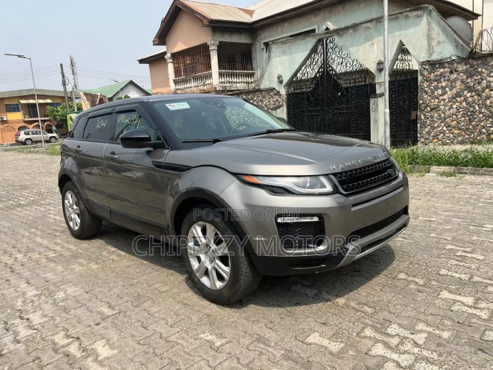Land Rover Range Rover Evoque HSE Dynamic 4x4 5-Door 2017 Gray