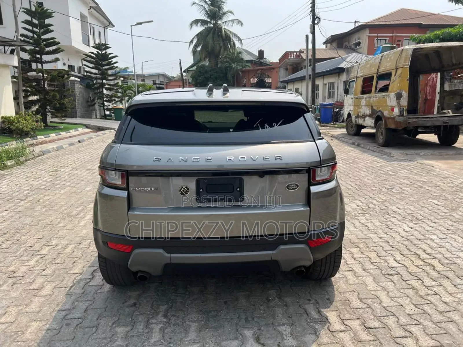 Land Rover Range Rover Evoque HSE Dynamic 4x4 5-Door 2017 Gray