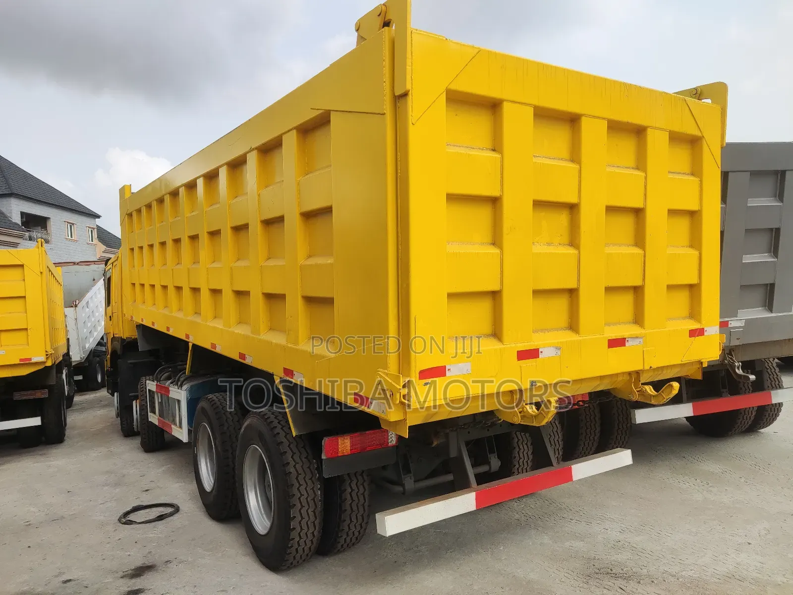 Sinotruk 12 Tyres