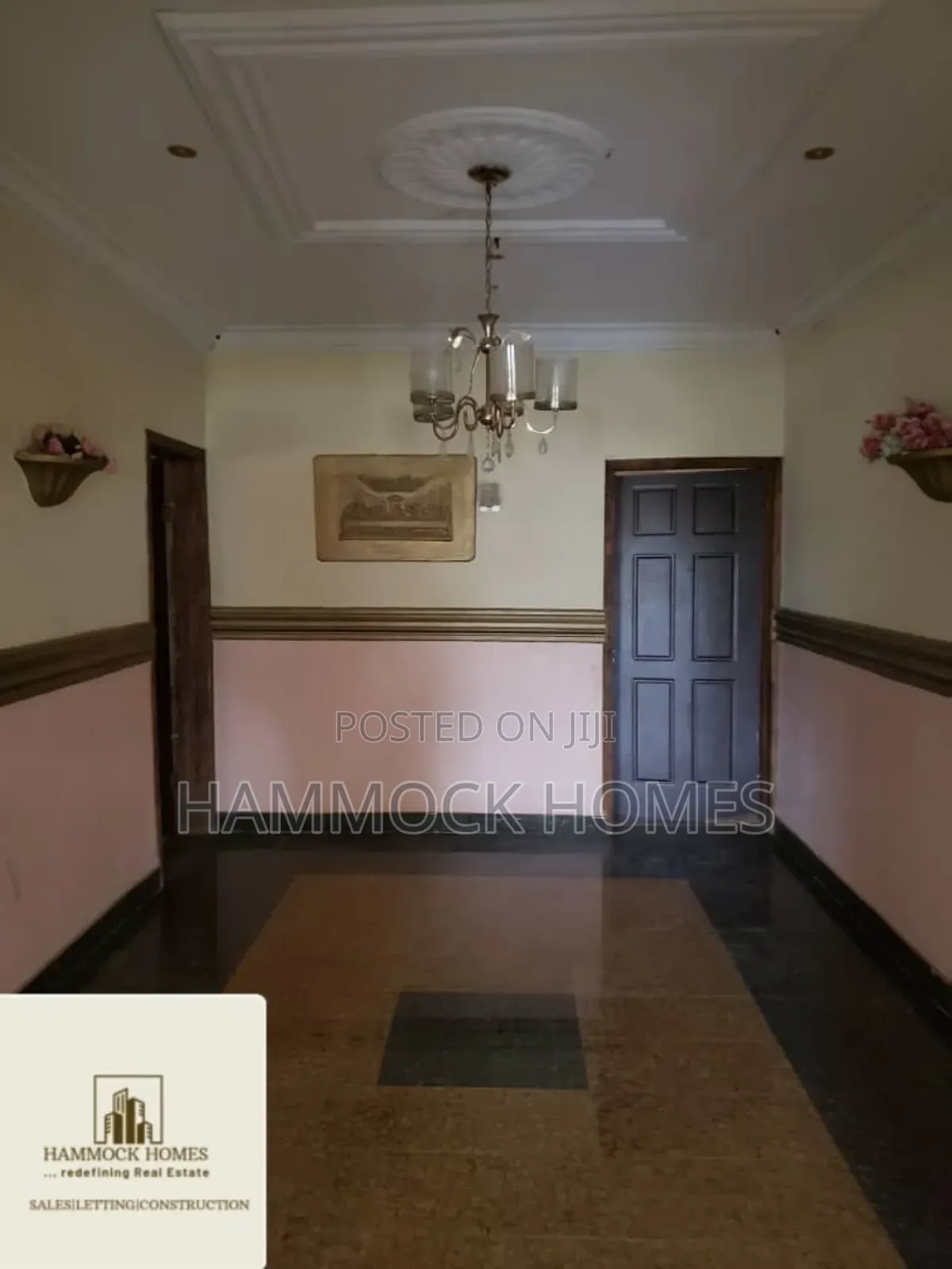 5bdrm Bungalow in Ibugbe Alafia Area, Ibadan for sale