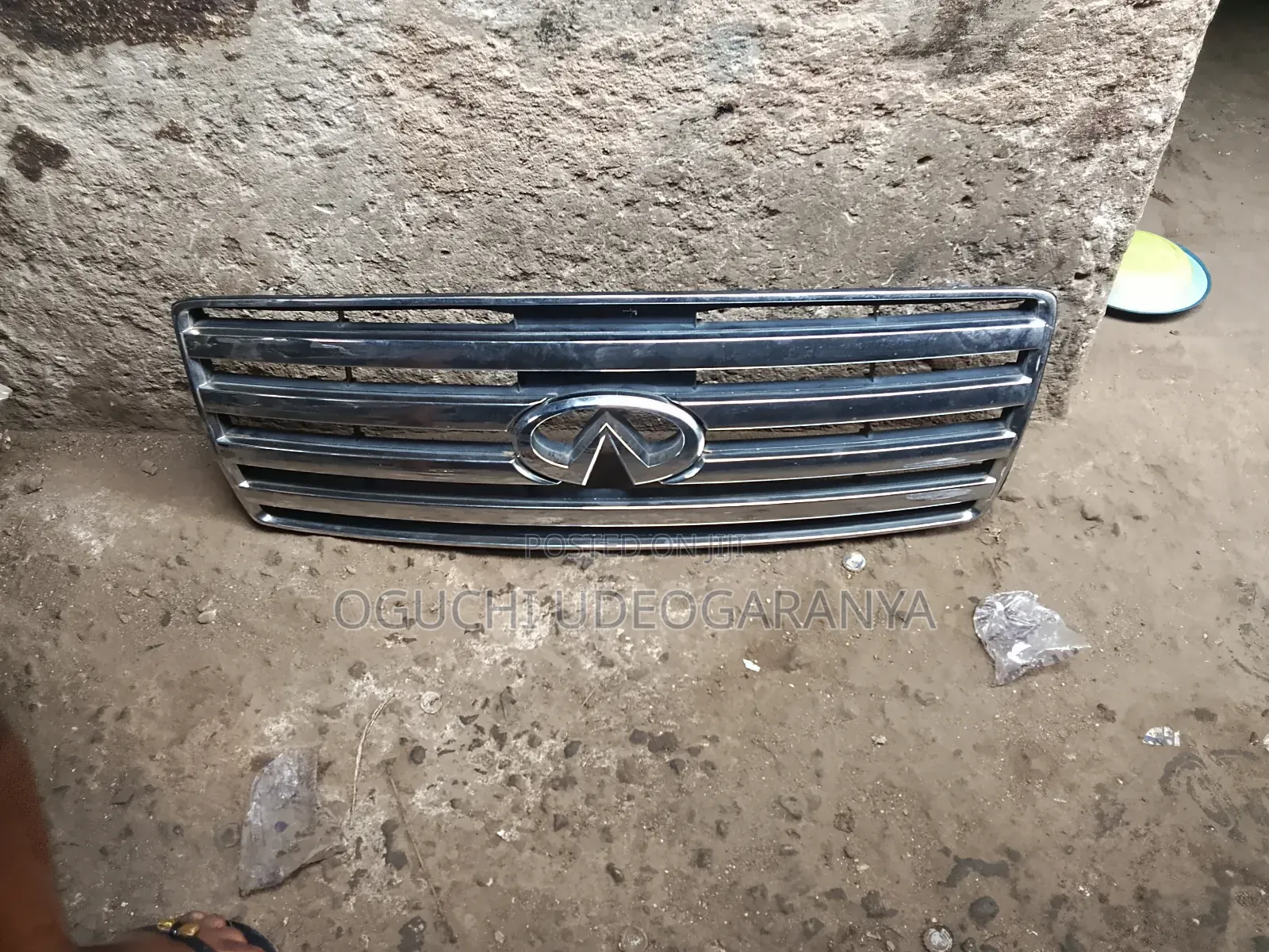 Front Grill for Nissan Qx56 2002
