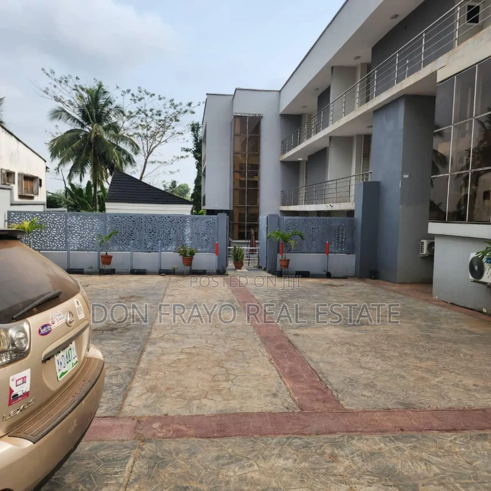 25 Rooms Functioning Hotel for Sale at Idishin Jericho