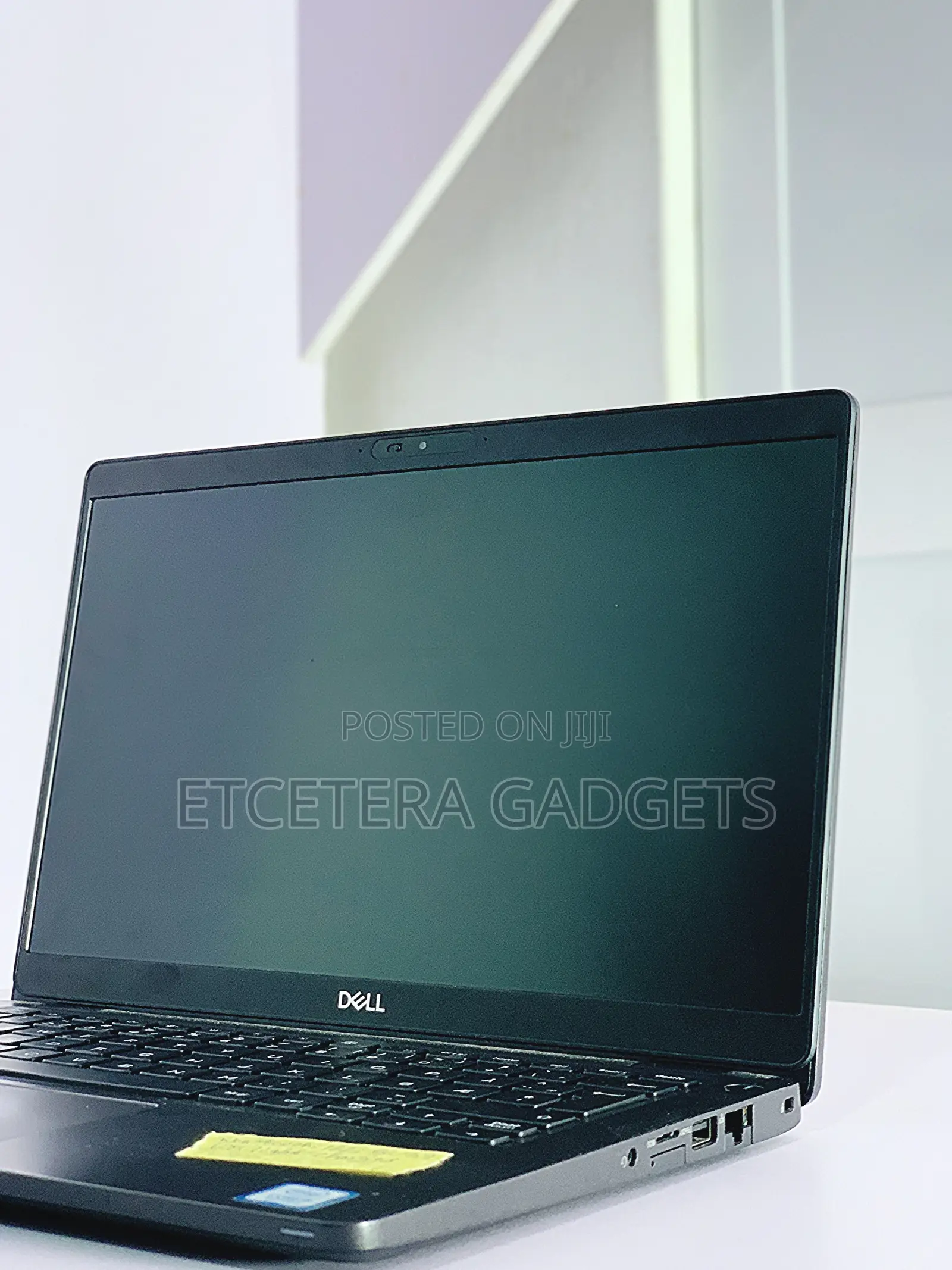 Laptop Dell Latitude 5300 16GB Intel Core I5 SSD 256GB