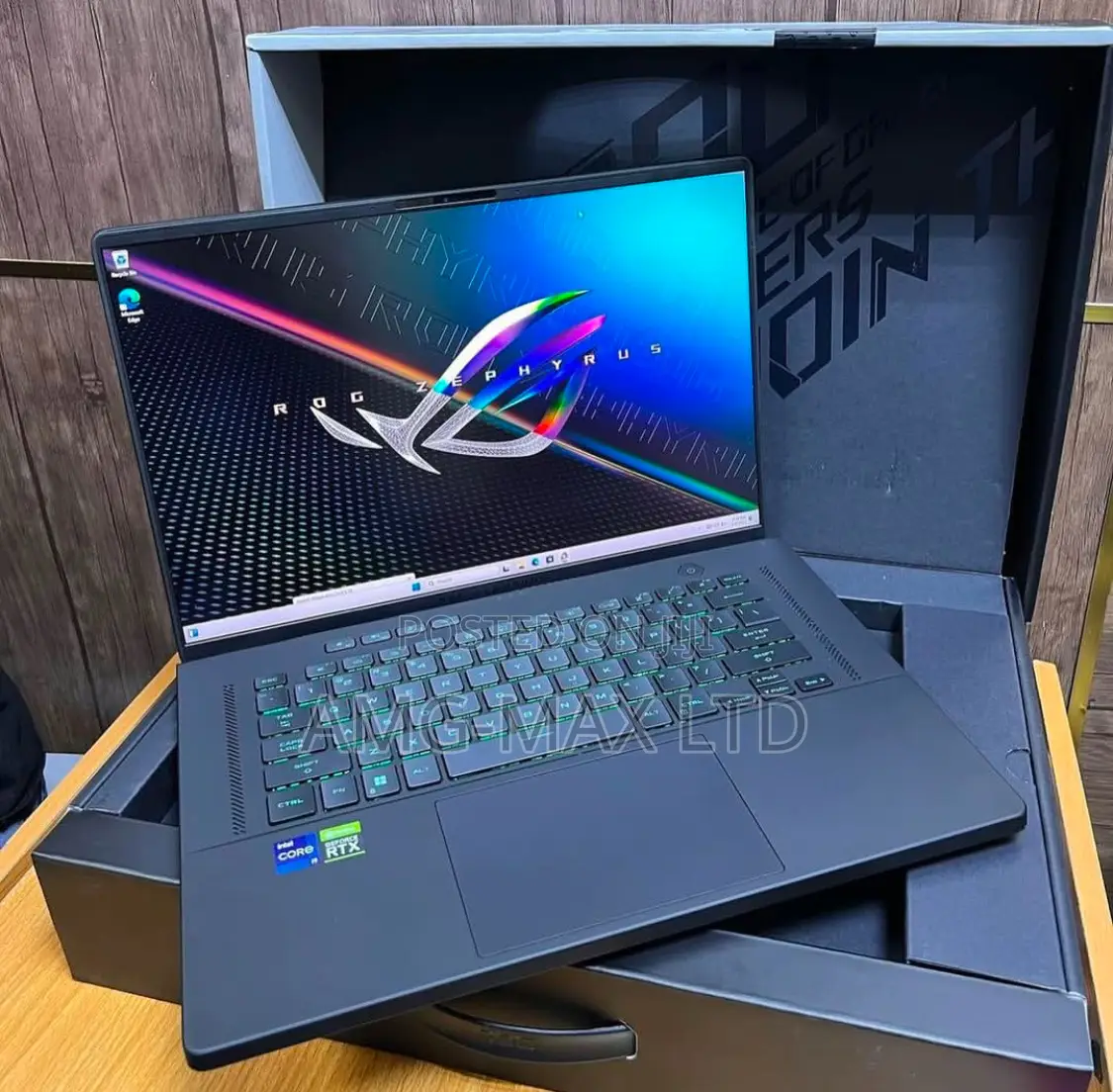 Laptop Asus ROG Zephyrus G16 16GB Intel Core I7 SSD 512GB