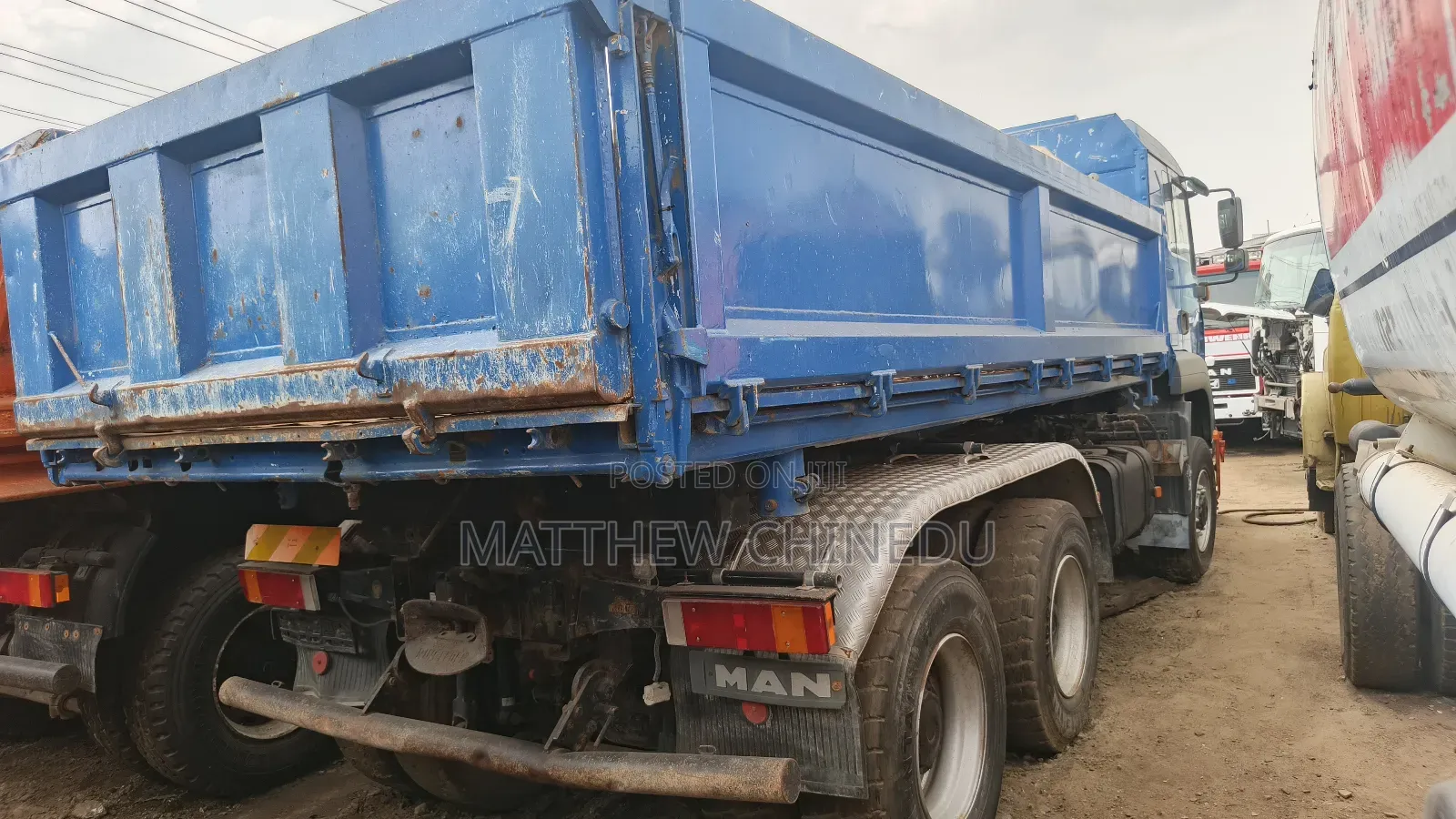 Clean Man Diesel Tipper 10 Tires With Auxiliary