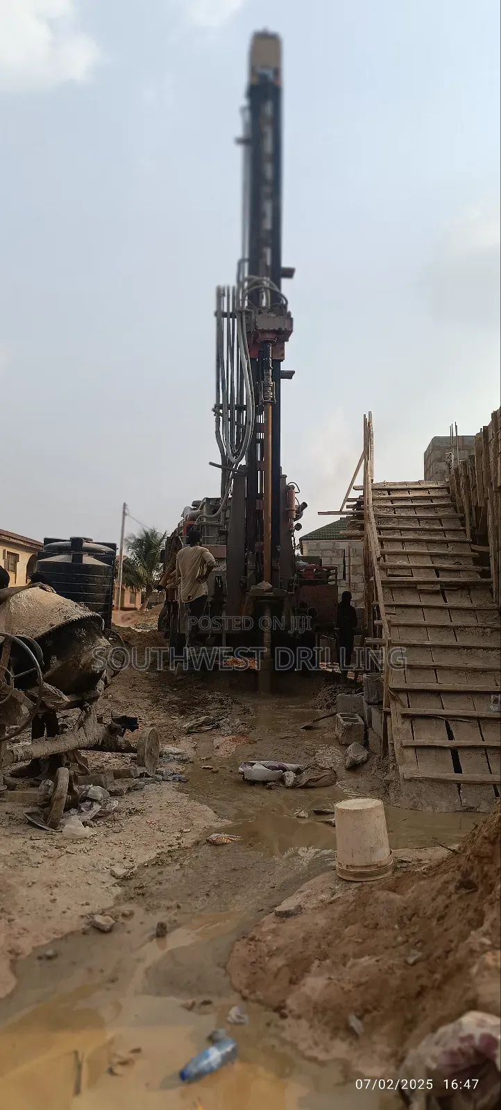 Borehole Drilling at Soka Sanyo Felele Challenge Ring Road