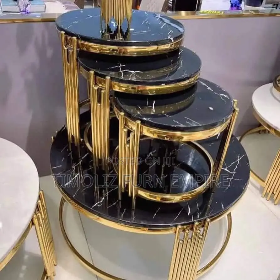 90cm Round Marble Centre Table With It's 3side Stools