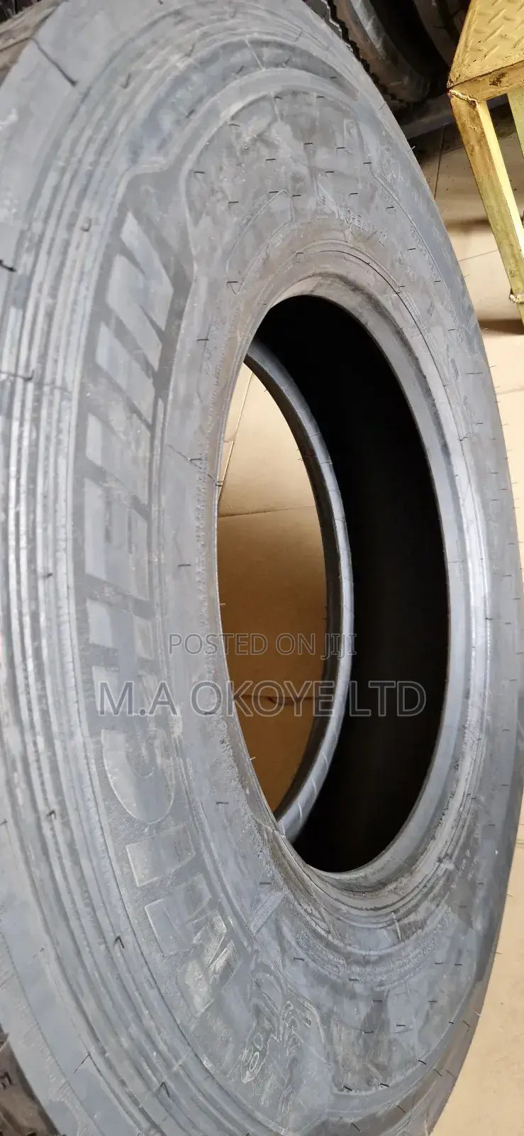 11r22.5 Michelin