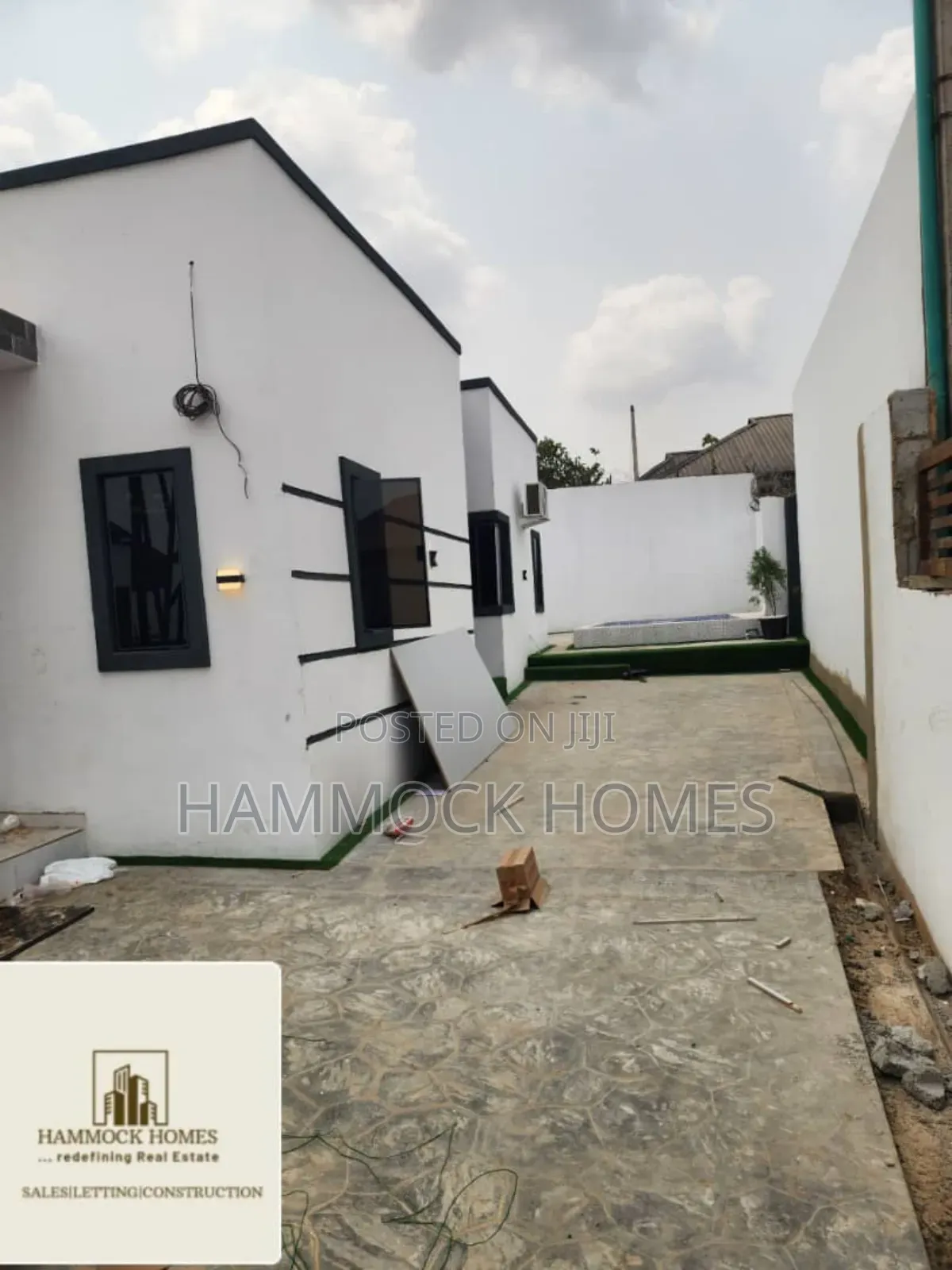 Furnished 3bdrm Bungalow in Ile Tuntun Estate, Jericho for sale