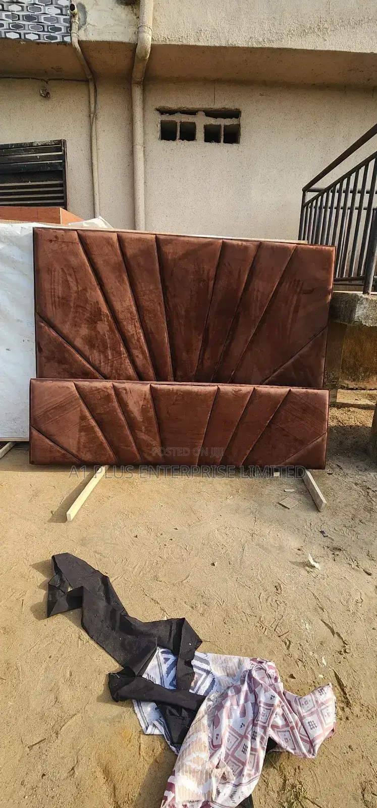 Brown 6 X 6 Fabric Padded Bed With Frame