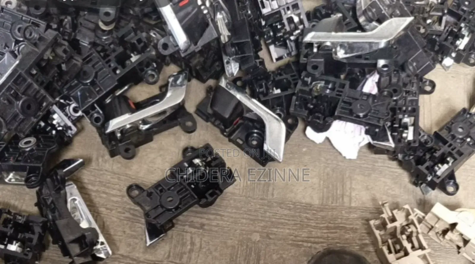 Toyota Highlander 2012 Model ( Inner Opuna ) Handu 4 Set.
