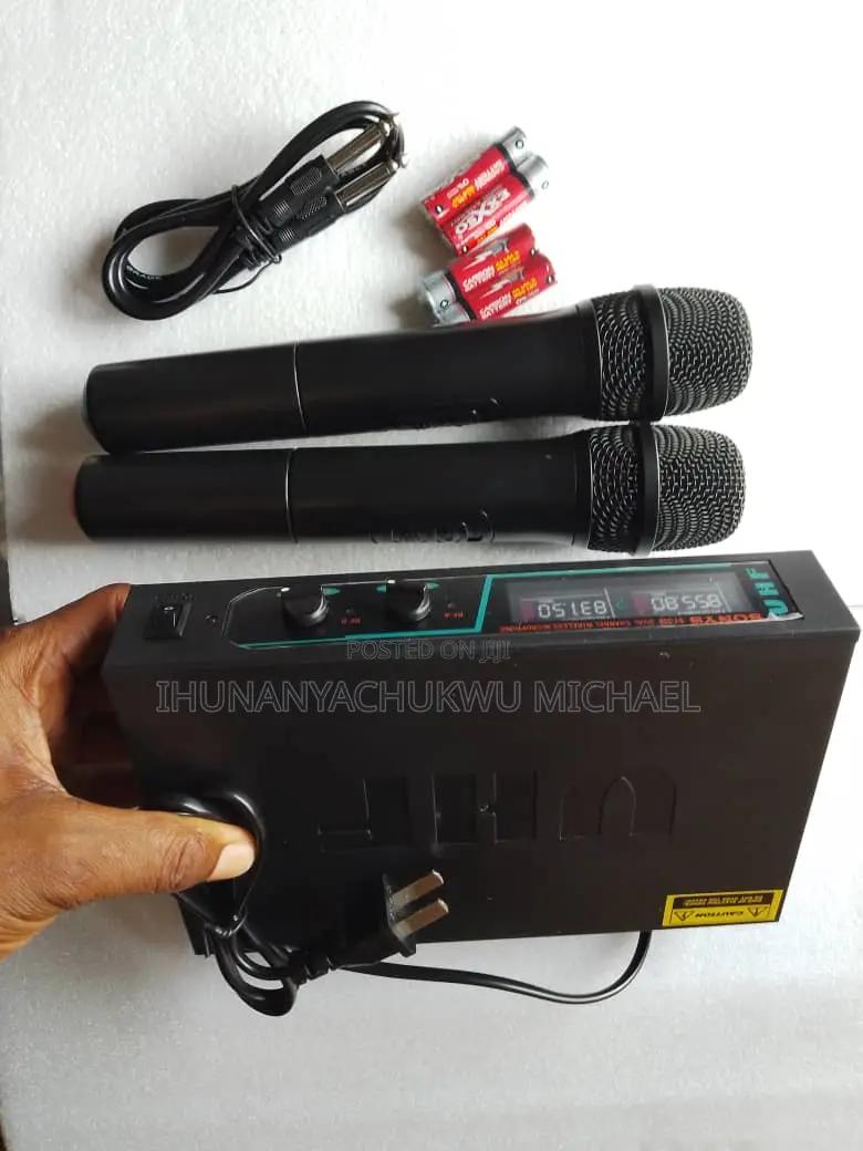 Wireless Professional Microphone