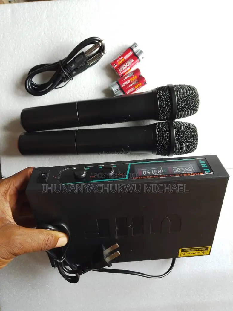 Wireless Professional Microphone