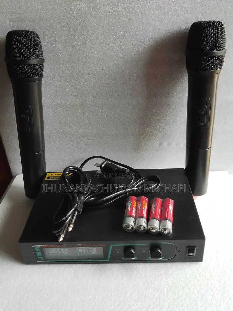 Wireless Professional Microphone