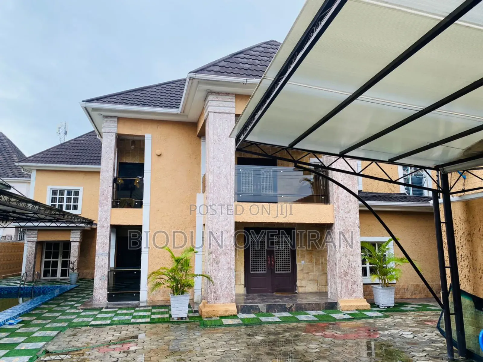 Furnished 6bdrm Duplex in Apple Junction for sale